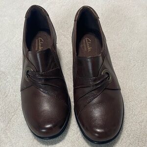 Clarks bendable  Dark Brown Leather